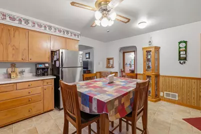 253 S Madison Street, Waupun, WI 53963 - Photo 4