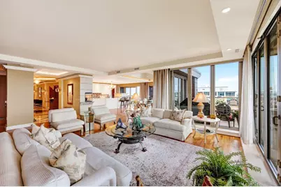 100 Wisconsin Avenue #1201, Madison, WI 53703 - Photo 16