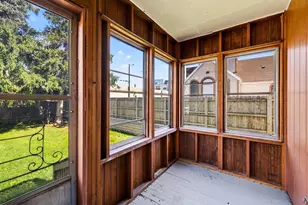 17 N 7th St, Madison, WI 53704 - Photo 22