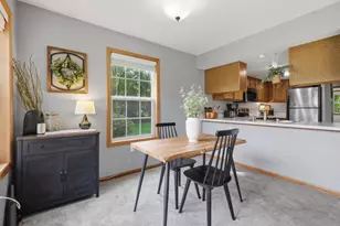 249 N Musket Ridge Dr, Sun Prairie, WI 53590 - Photo 12