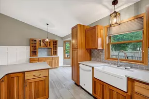 3522 Field Crest Way, Madison, WI 53719 - Photo 8
