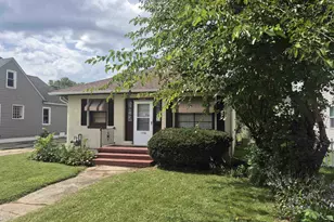 1338 Center Ave, Janesville, WI 53546 - Photo 2