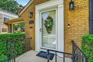 2511 N 91st St, Wauwatosa, WI 53226 - Photo 2
