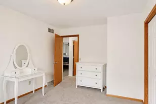 438 Cherry Hill Dr, Madison, WI 53717 - Photo 20