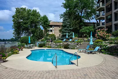 4001 Monona Drive #201, Monona, WI 53716 - Photo 6