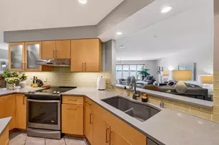 4001 Monona Dr, Monona, WI 53716 - Photo 40