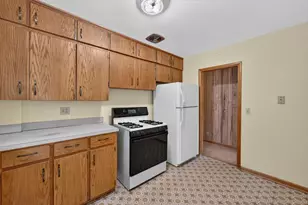 5182 Reiner Rd, Madison, WI 53718 - Photo 12