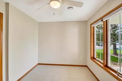604 Springbrook Circle, DeForest, WI 53532 - Photo 32
