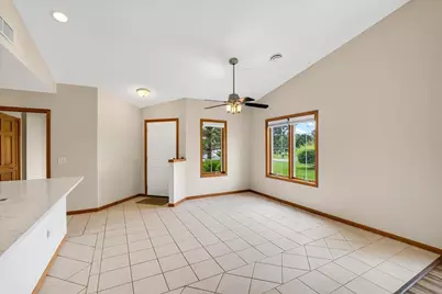 604 Springbrook Circle, DeForest, WI 53532 - Photo 16