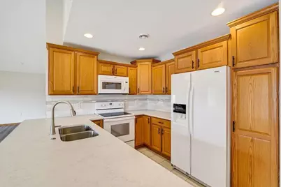 604 Springbrook Circle, DeForest, WI 53532 - Photo 18