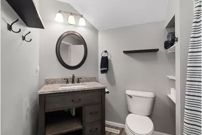 25 S Gardens Way, Fitchburg, WI 53711 - Photo 22
