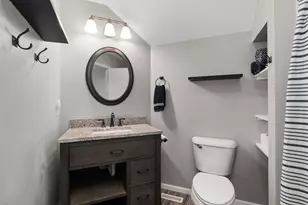 25 S Gardens Way, Fitchburg, WI 53711 - Photo 22