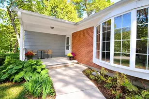25 Larkin St, Madison, WI 53705 - Photo 2