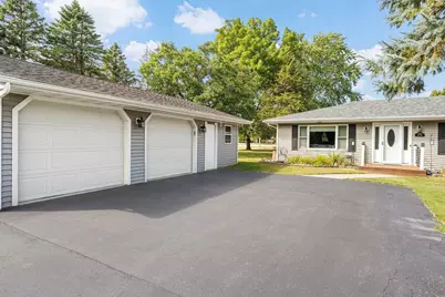 3100 Omro Road, Oshkosh, WI 54904 - Photo 2