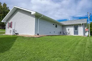 119 W Hall St, Kendall, WI 54638 - Photo 4