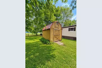 119 Oak Park Drive, Menasha, WI 54952 - Photo 2