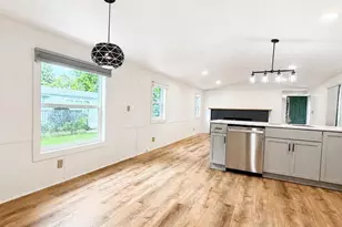 119 Oak Park Dr, Menasha, WI 54952 - Photo 12