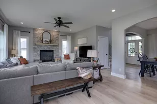 W4654 Pebble Dr, Elkhorn, WI 53121 - Photo 12