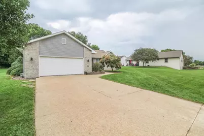 1603 Endl Boulevard, Fort Atkinson, WI 53538 - Photo 36