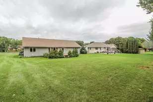 1603 Endl Blvd, Fort Atkinson, WI 53538 - Photo 38