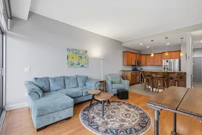 625 N Segoe Road #610, Madison, WI 53705 - Photo 10