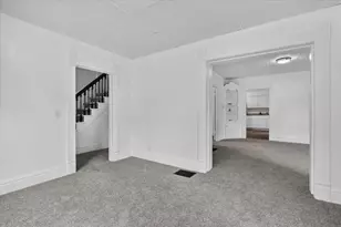 823 Oak St, Beloit, WI 53511 - Photo 10