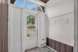 823 Oak St, Beloit, WI 53511 - Photo 6