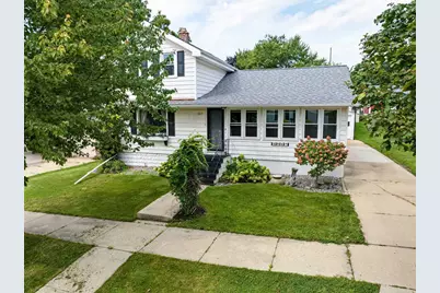 1017 12th Avenue, Monroe, WI 53566 - Photo 2