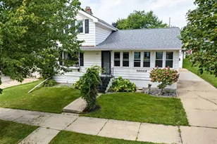 1017 12th Ave, Monroe, WI 53566 - Photo 2