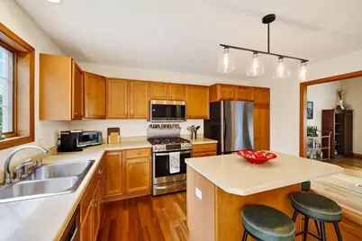 5629 Kinsale Drive, Fitchburg, WI 53711 - Photo 12