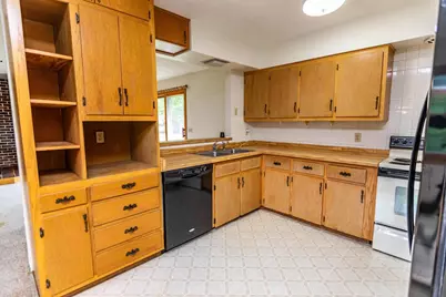 608 W Fountain Street, Ridgeville, WI 53533 - Photo 6
