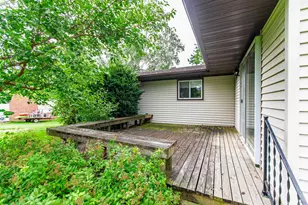 608 W Fountain St, Ridgeville, WI 53533 - Photo 26