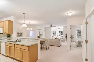 69 Cherokee Cir, Madison, WI 53704 - Photo 4