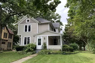 508 S Charles St, Columbus, WI 53925 - Photo 2