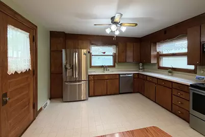 240 W Harrison Street, Columbus, WI 53925 - Photo 42