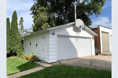 240 W Harrison Street, Columbus, WI 53925 - Photo 10