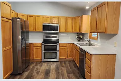 2325 Talc Trail, Madison, WI 53719 - Photo 8