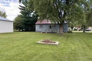 205 S 3rd St, Avoca, WI 53506 - Photo 30