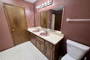1115 Hiawatha Dr, Beaver Dam, WI 53916 - Photo 44