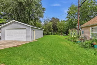310 W Burnett Street, Beaver Dam, WI 53916 - Photo 2
