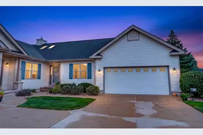 819 Potawatomi Drive, Madison, WI 53718 - Photo 4