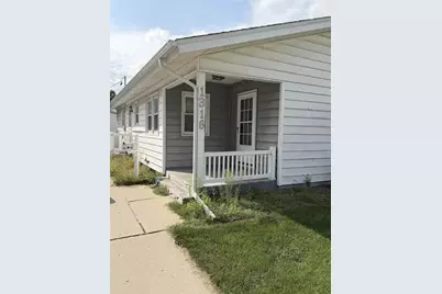 1316 S Terrace Street, Janesville, WI 53546 - Photo 2