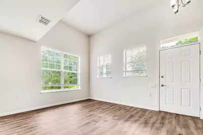 2996 Holborn Circle, Madison, WI 53718 - Photo 6