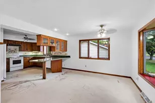 5010 Raymond Rd, Madison, WI 53711 - Photo 14