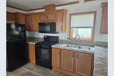 1105 Kellogg Avenue #B5, Janesville, WI 53545 - Photo 2