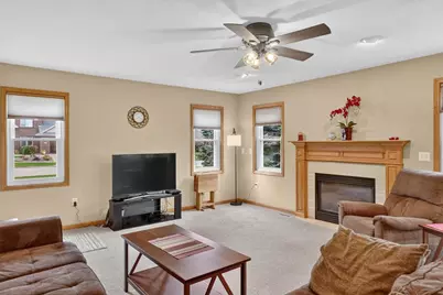 3409 Kingsbridge Drive, Janesville, WI 53546 - Photo 4