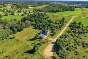 S1340 Fox'n Hounds Ct, La Valle, WI 53941 - Photo 46