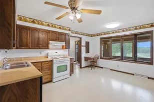 N4982 Dunning Rd, Poynette, WI 53955 - Photo 10