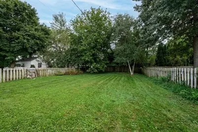 9 Oxford Place, Madison, WI 53704 - Photo 36
