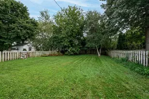 9 Oxford Pl, Madison, WI 53704 - Photo 36